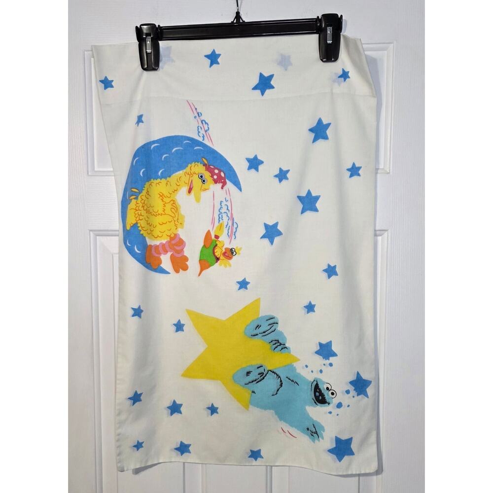 Vintage Sesame Street Outer Space pillowcase Big Bird Radar Cookie Monster
